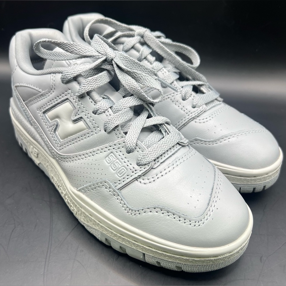New Balance - Men’s Size:5, Women’s Size:6.5,‎ 550, Gray Sneakers, BB550MCB